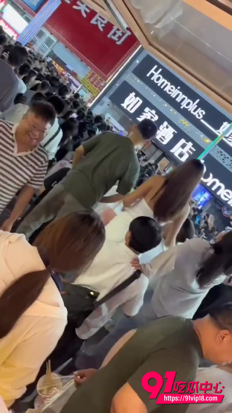 乐客城抓奸事件 3