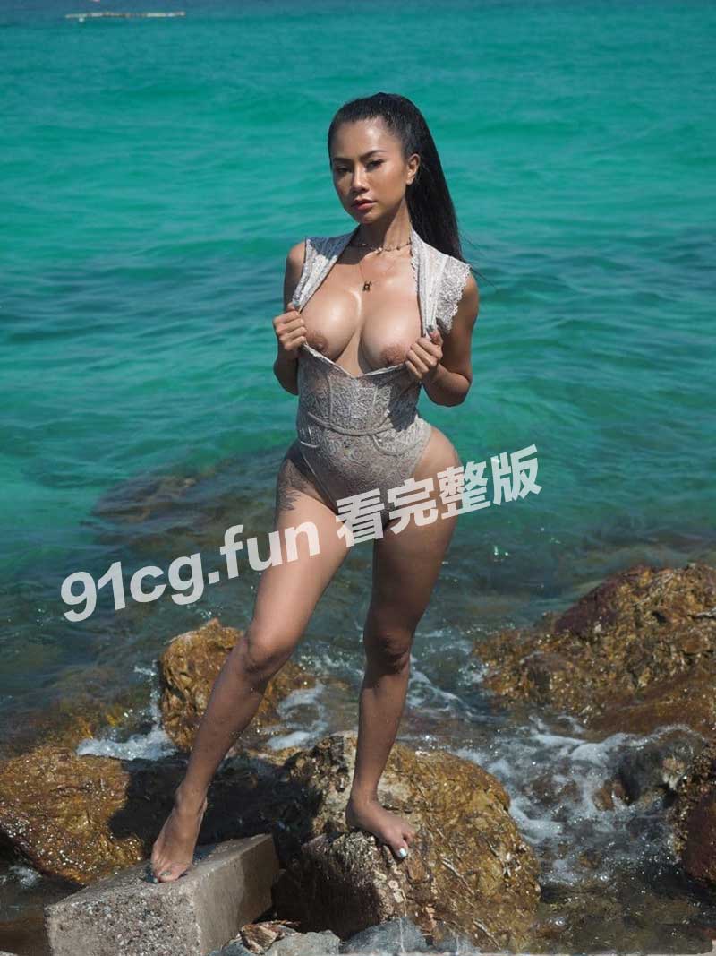 【云盘泄密】泰国极品网红"olive_ashly" 超精致福利大片