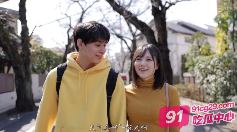 深夜撸片推荐～因为偷窃被报复的清纯美女 当着男友面惨遭轮奸至高潮！