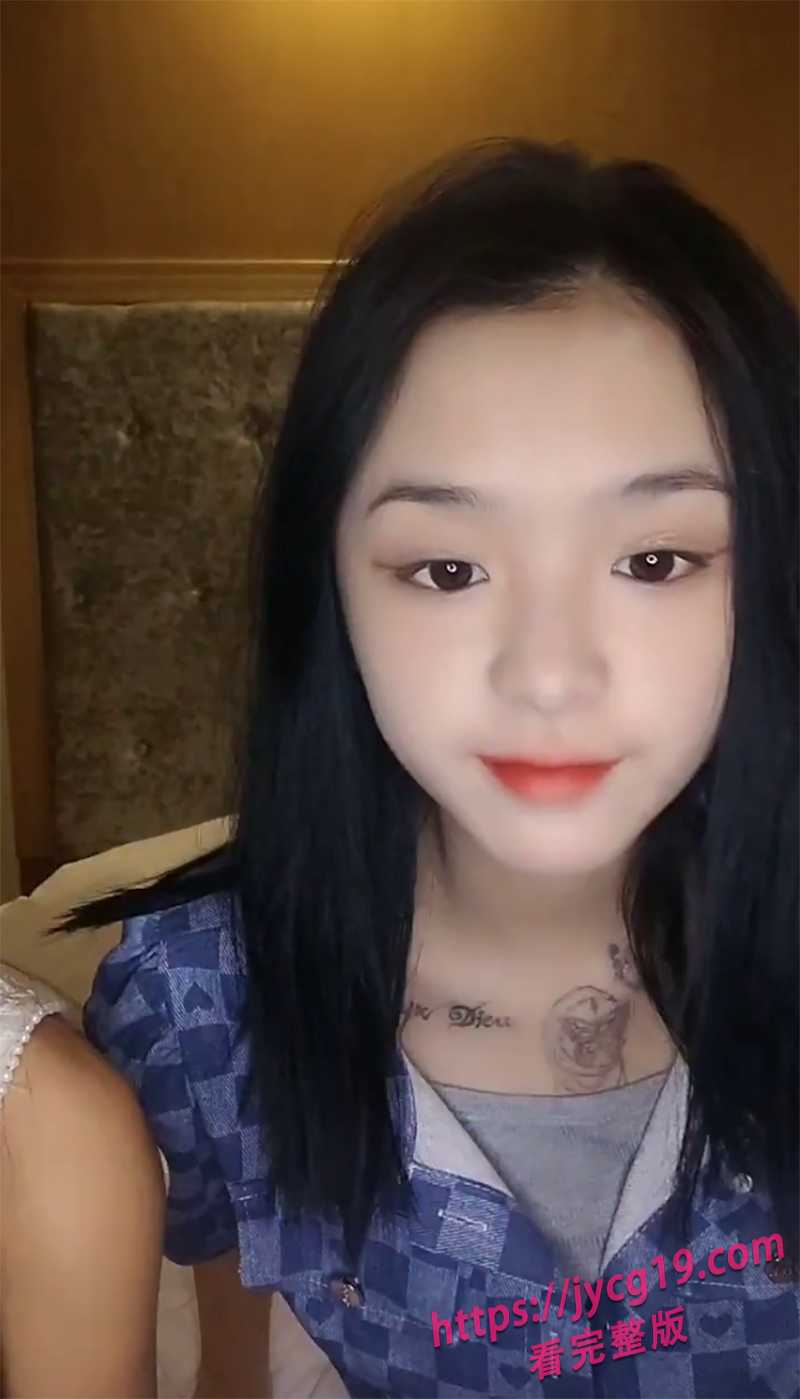 精神小妹梦涵开启深夜轰趴 香艳现场曝光 配图